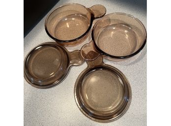 (2) Amber Colored Corning Grab-it Bowls With Lids