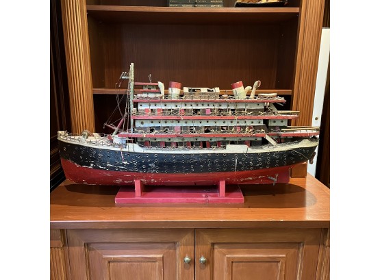 Wow!  Bespoke Americana Model Ship - Vintage - 36' Long