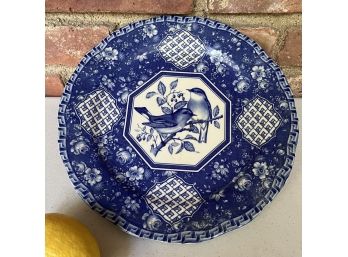 A 10' Blue And White Bird Plate