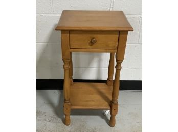 Small End Table W/drawer
