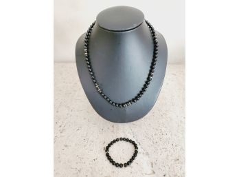 Ladies Black Onyx Beaded 22' Necklace And Matching Stretchy Band Bracelet
