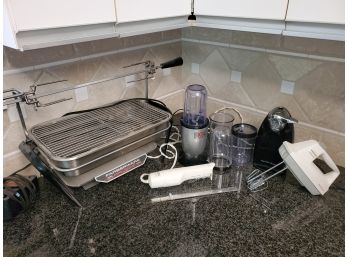 Kitchen Appliance Assortment - Farberware, Black & Decker, Hamilton Beach & Magic Bullet
