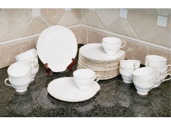 Vintage Set Of Sixteen Tuscan Fine English Bone China White Porcelain And Gold Rimmed Dessert Plates & Cups