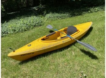 Perception Kayak 10ftx30inx12in With Paddle Plastic Molded Boat With Seat