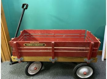 Radio Flyer Town And Country Wagon With Removable Walls Wood 37x20x16in Overall Very Good Condition