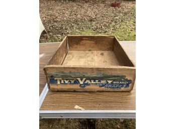 Tivy Valley Grapes Crate