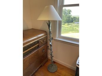Unique Metal Lamp With Branch Motif