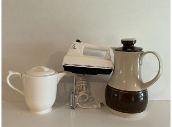 Vintage Kitchen Items Including Insulated Thermos Pitchers