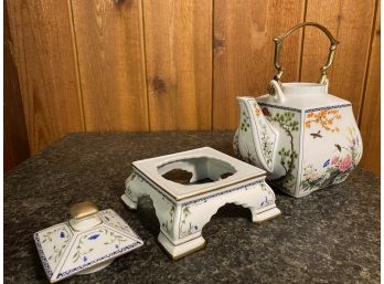 3 Tier Teapot Signed In Japanese ?