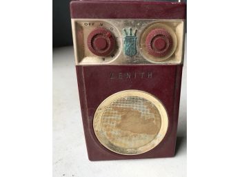 Zenith Red Royal 500 Tubeless 7 Transistor Portable AM Radio