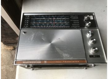 Masterwork All Transistor 6 Band Short Wave And AM/FM Radio Early To Mid 60s Made In Japan Model M-2870