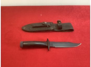 Hunting Knife With Holster