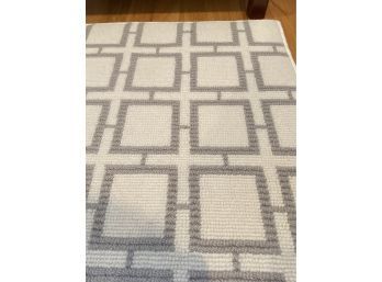 Redi Cut Carpet Ivory & Grey Geometric / 11 X 8