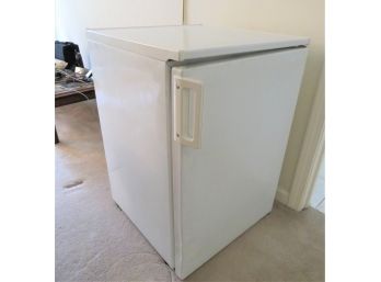 Sears Dorm Size Refrigerator