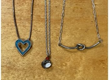 Lovey Lot Of Three Vintage Sterling Jewelry Necklaces A3