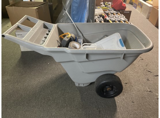 Large Rubbermaid Construction Wheelbarrow With Tools And Extras