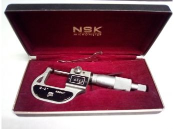 NSK Series 550-601 Digital Micrometer 1in YUANO, Japan Micrometer Mfg. Co., Ltd. With Case & Tools A4