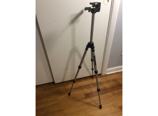 Zeikos Tripod For Camera Or Camcorder With Storage Bag - L
