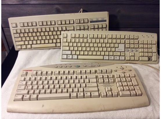 (3) Vintage Keyboards - L