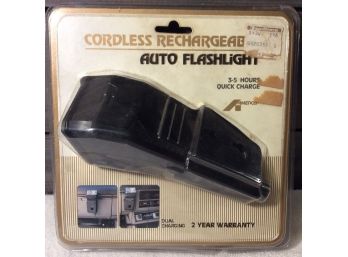 Vintage Rechargeable Auto Flashlight NEW Old Stock - Sealed - L