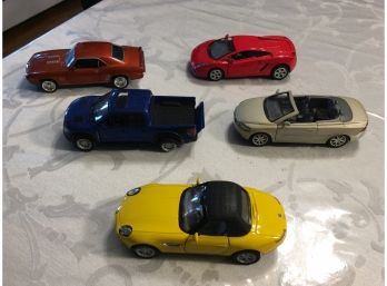 (5) Large Die Cast Assorted Cars - L