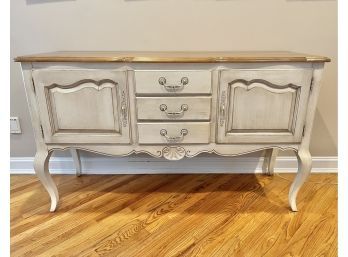 Beautiful Vintage French Country Ethan Allen Side Board (contents Not Included)
