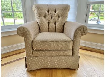 Decor-Rest Furniture Tuft Upholstered Arm Chair