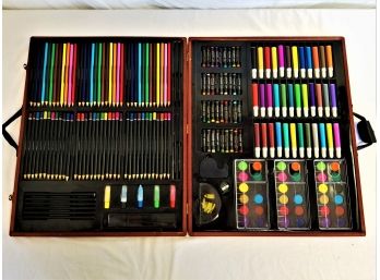 Deluxe Art Set With Wood Case 156 Pieces