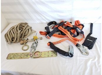 Climbing Gear: Rope & Safety Harness'