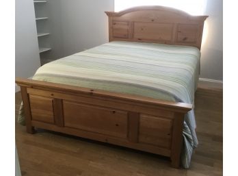 Broyhill Pine Queen Bed, Headboard & Footboard