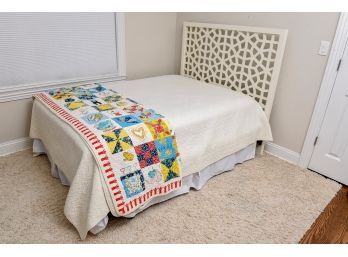 West Elm Style Moroccan Full Size Bed Frame, Sealy Posturepedic Mattress And Area Rug