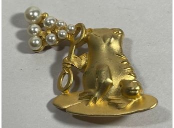 Gold Tone & Faux Pearl Frog Blowing Bubbles Brooch