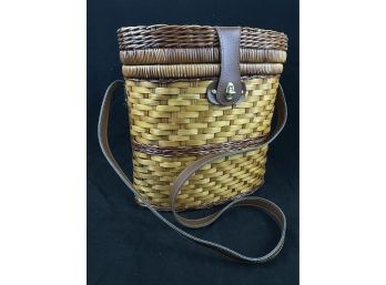 Picnic Basket With Stemmed Cups