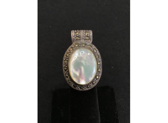 Beautiful Sterling Silver Mother Of Pearl Pendant