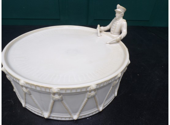 Porcelain Music Drummer Cake Dish