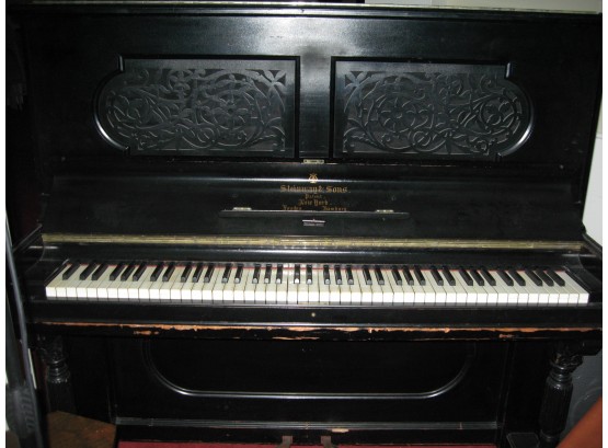 VINTAGE STEINWAY K-52 PIANO