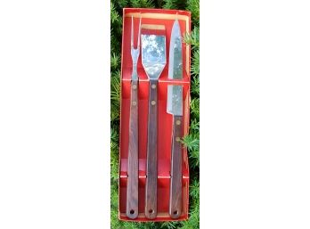 Vintage Barbecue  Set By Robinson Hollow Ground  Stainless Steel & Wood In Orginial Box.