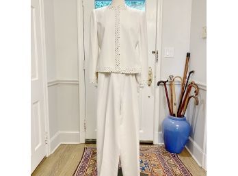 Wow - White Vintage David Hayes Women's Pant Suit