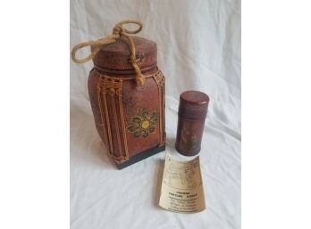 Asian Lantern Box And Set Of Chinese Fortune Sticks In Container (Lot 039)