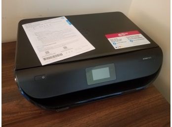 Computer Printer: HP Envy 5055 (Lot 080)