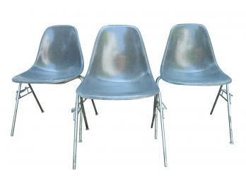 Modern Classic Vintage Herman Miller Eames Stacking Shell Chairs, Set Of Three In Grey