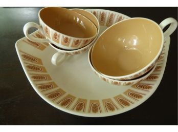 Taylorton American Fine China Midcentury Modern 'Wild Rice' Pattern Platter & Four Teacups