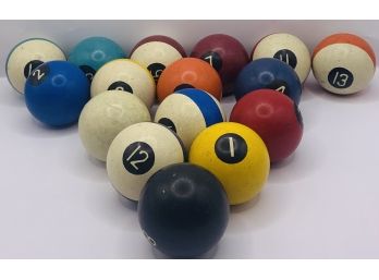 Lot Of 16 Pool Balls