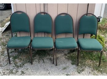 Set Of 4 Cushion Banquet Chairs With Metal Frame