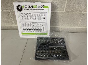 12 Channel Compact Mixer With Effects