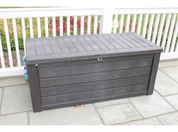 Large Keter Outdoor Storage Box With Hydraulic Hinges