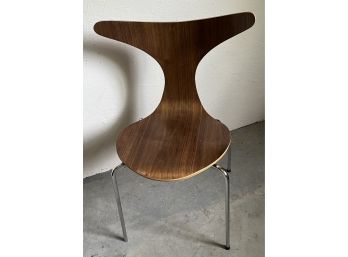 Modern Laminated Chair With Chrome Base