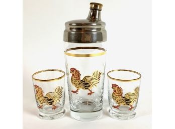 Mid Century Strutting Rooster Cocktail Shaker And Pair Of Matching Shot Glasses 22k Gold Trim