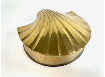 Vintage Brass Shell Shaped Hinged Lidded Trinket Box