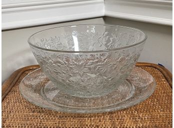 Beautiful Bowl And Serving Plate